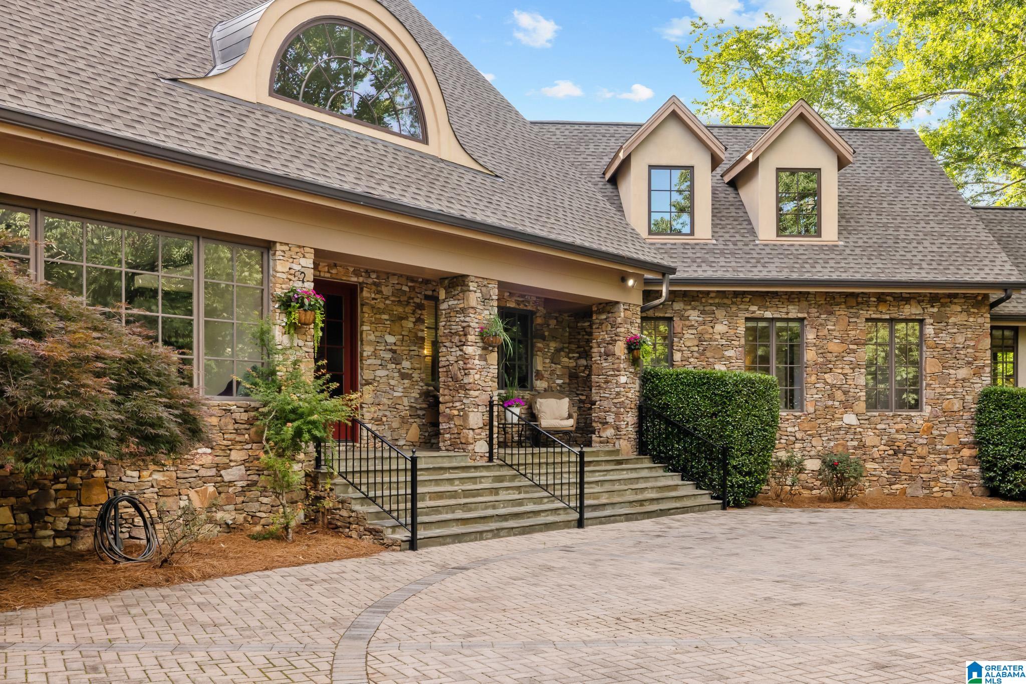 2055 Ridge Lake Drive Birmingham, AL 35244 - Photo 7 of 99