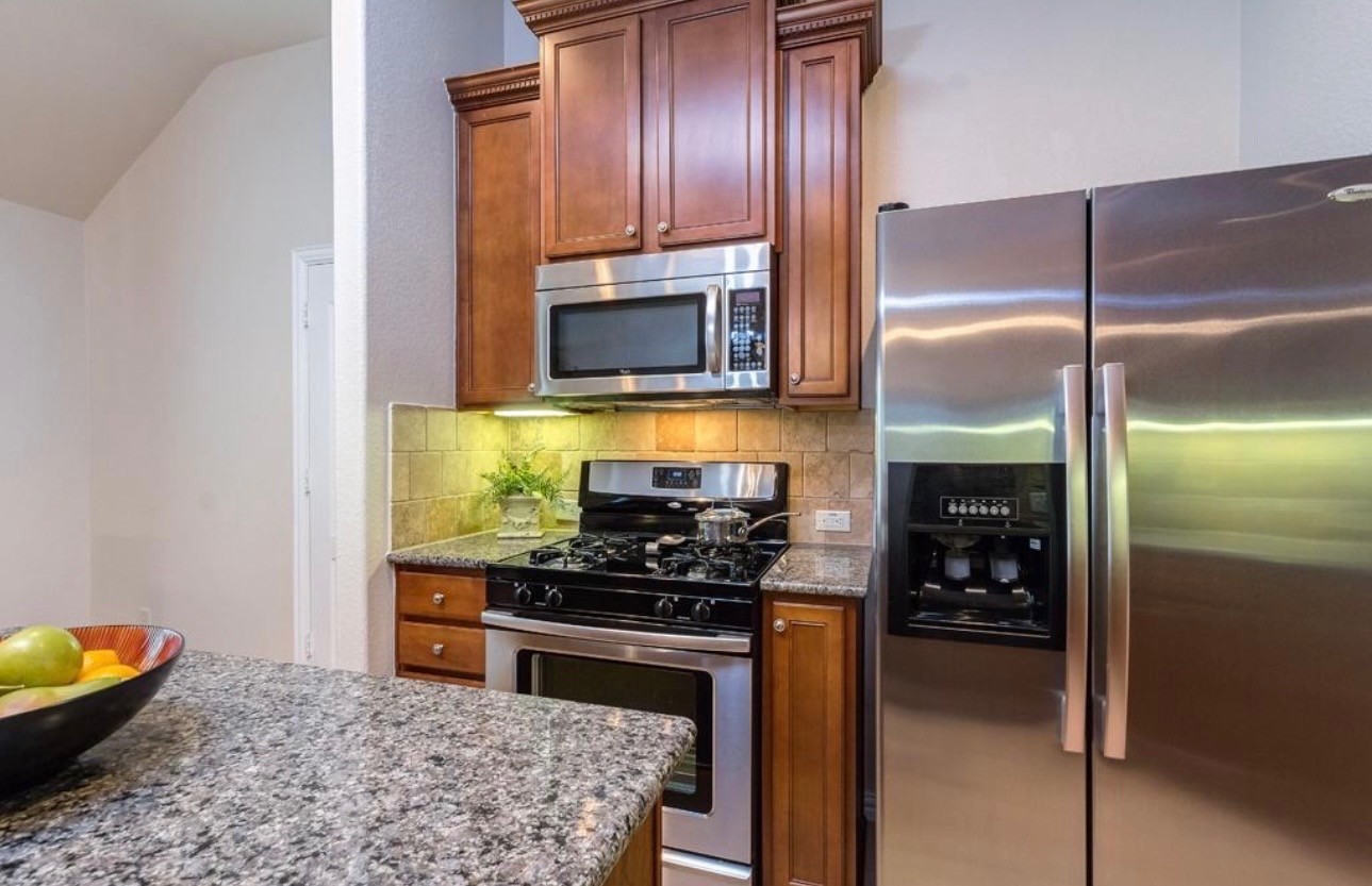 2822 Lockeridge Cove Drive Spring, TX 77386 - Photo 8 of 15