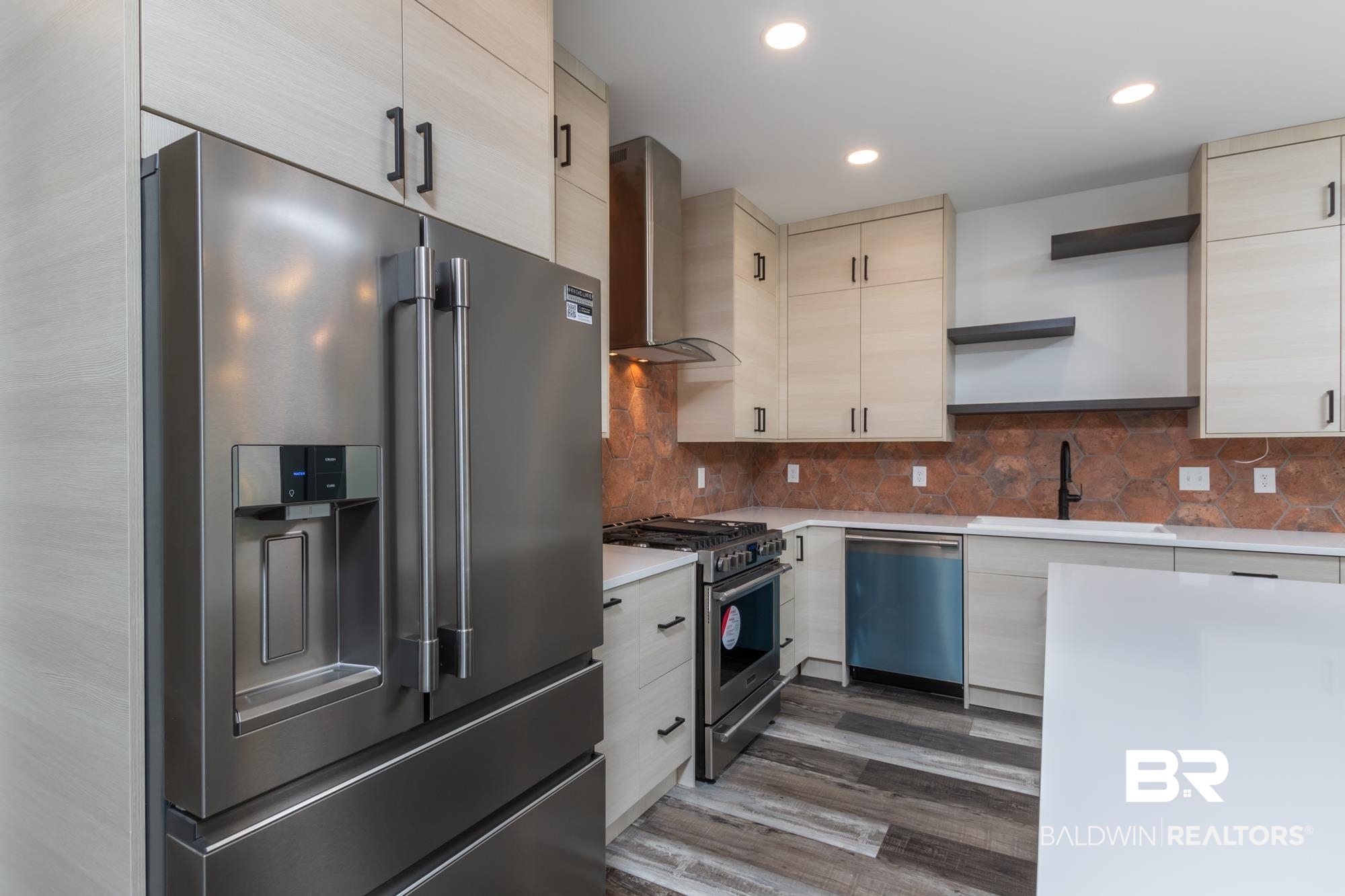 5303 Pine Road Orange Beach, AL 36561 - Photo 15 of 45 Kitchen