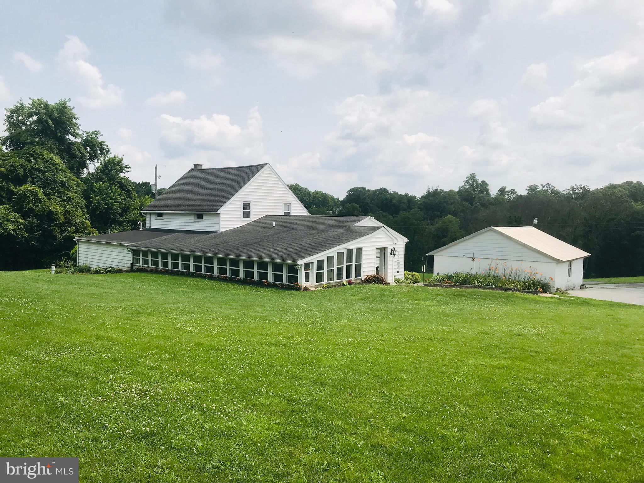 210 Crest Road Lititz, PA 17543 - Photo 6 of 14 Back view