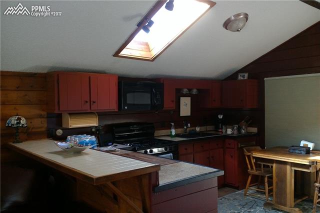 189 Tidi Road Florissant, CO 80816 - Photo 12 of 28