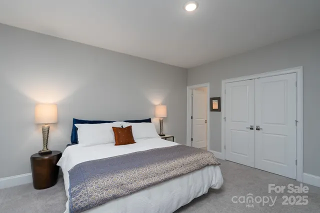 $1,399,900 | 5041 Vernet Lane, Charlotte, NC 28210