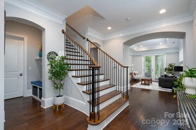 $1,399,900 | 5041 Vernet Lane, Charlotte, NC 28210