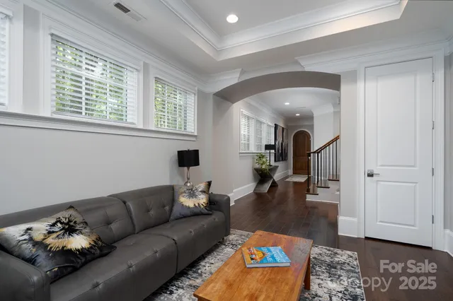 $1,399,900 | 5041 Vernet Lane, Charlotte, NC 28210