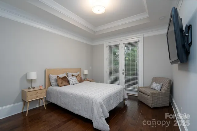 $1,399,900 | 5041 Vernet Lane, Charlotte, NC 28210