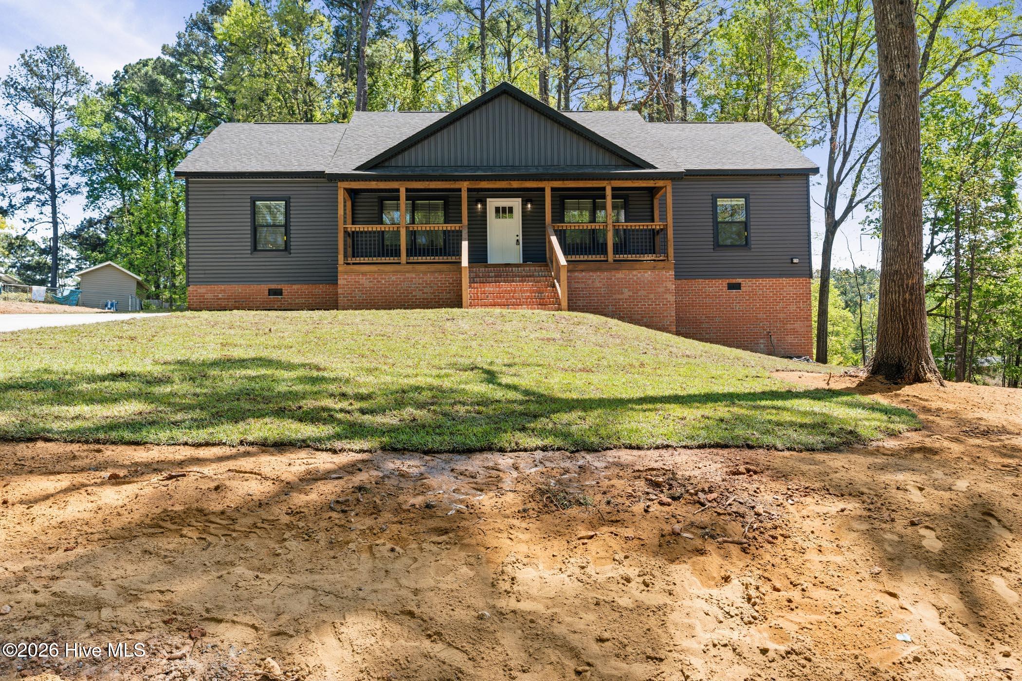 153 Southwood Drive Rockingham, NC 28379 - Photo 1 of 31 1000057447