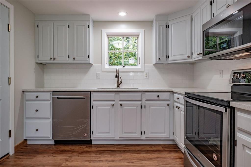 137 Sand Road Naples, ME 04055 - Photo 12 of 34 Photo