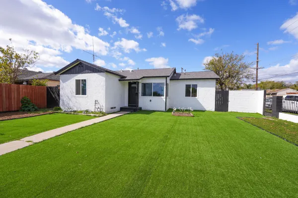 $889,900 | 12871 Osborne Street, Arleta, CA 91331