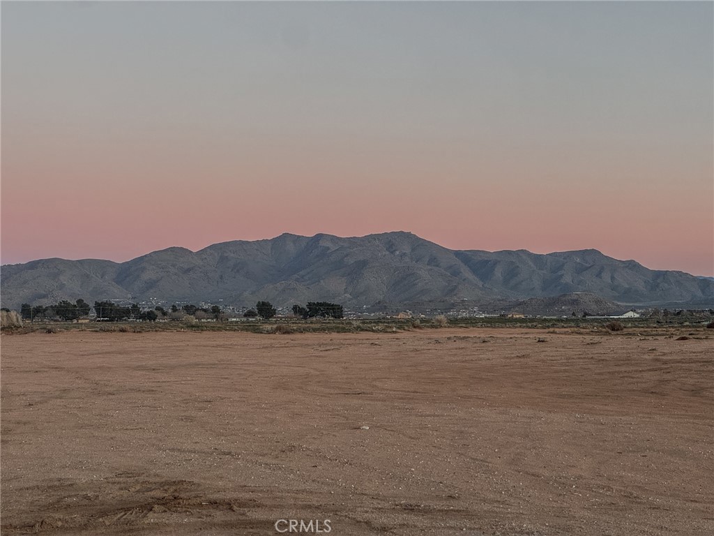 794 Otoe Road Apple Valley, CA 92307 - Photo 12 of 13 a view of lake and mountain