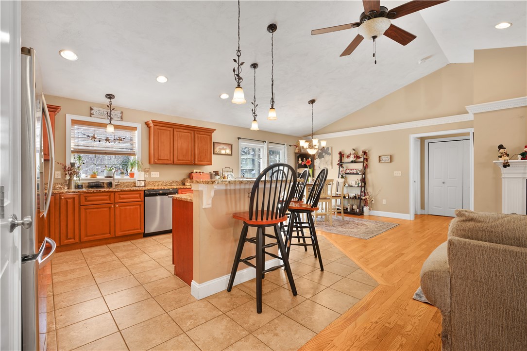 263 Plain Street Rehoboth, MA 02769 - Photo 9 of 29