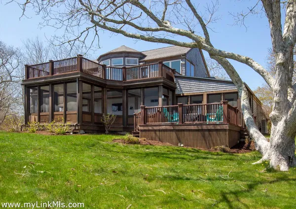 $2,999,000 | 72 Chappaquiddick Avenue, Edgartown, MA 02539