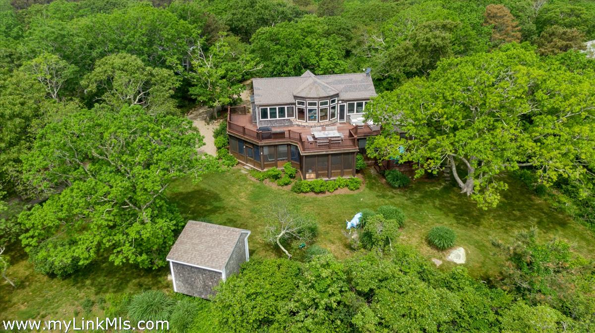 72 Chappaquiddick Avenue Edgartown, MA 02539 - Photo 3 of 63
