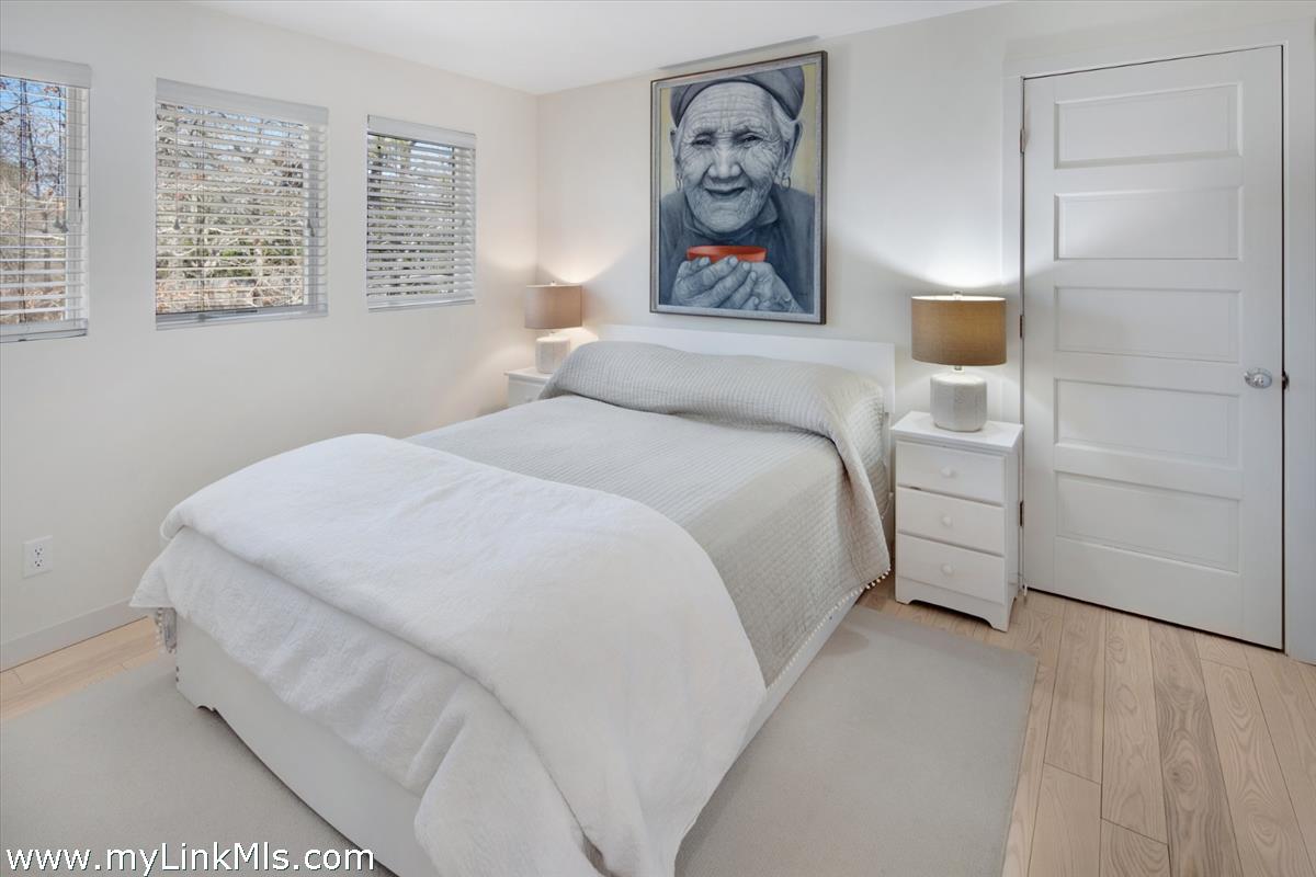 72 Chappaquiddick Avenue Edgartown, MA 02539 - Photo 47 of 63 Guest house, #1 of 2 bedrooms with private bath