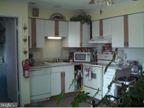 239 Sextant Road Manahawkin, NJ 08050 - Photo 4 of 12