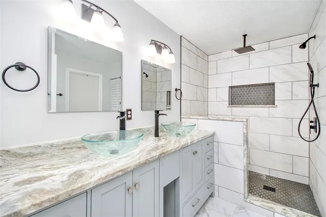 $420,000 | 157 Lake Catherine Circle, Groveland, FL 34736