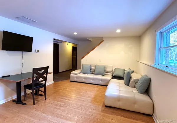 $459,000 | 3481 Highway 22, Dover Plains, NY 12522