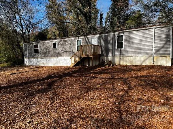 $1,400 | 3680 Berry Road, Unit 7, Connelly Springs, NC 28612