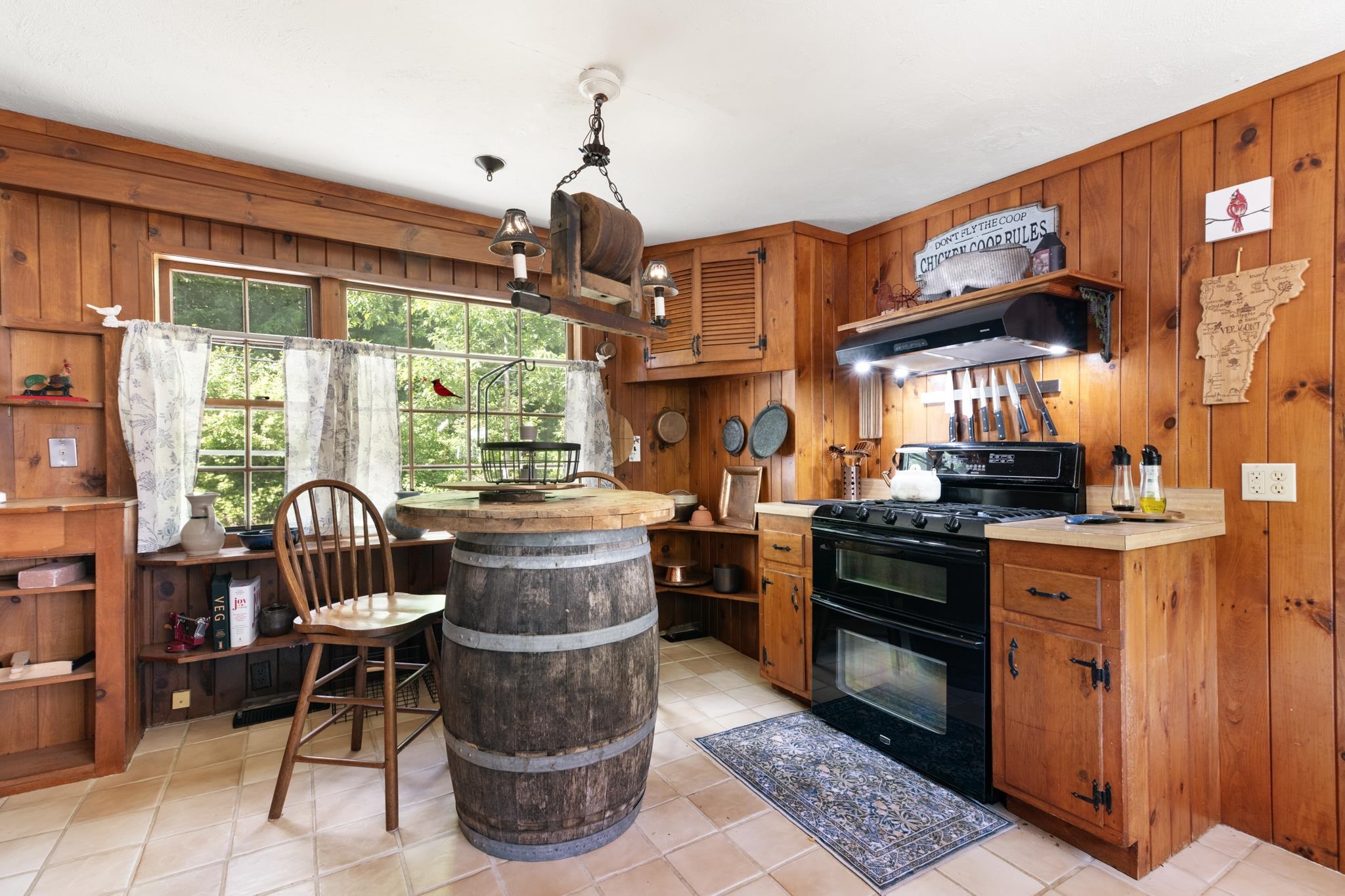 492 Dover Road Newfane, VT 05351 - Photo 4 of 59