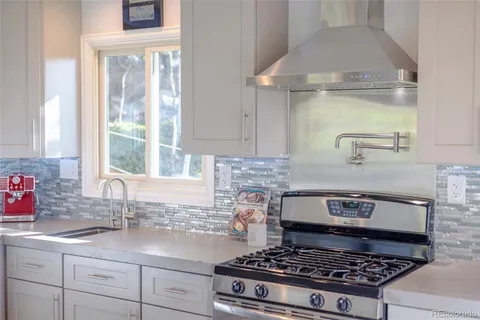 $750,000 | 30884 Kings Valley Drive, Conifer, CO 80433