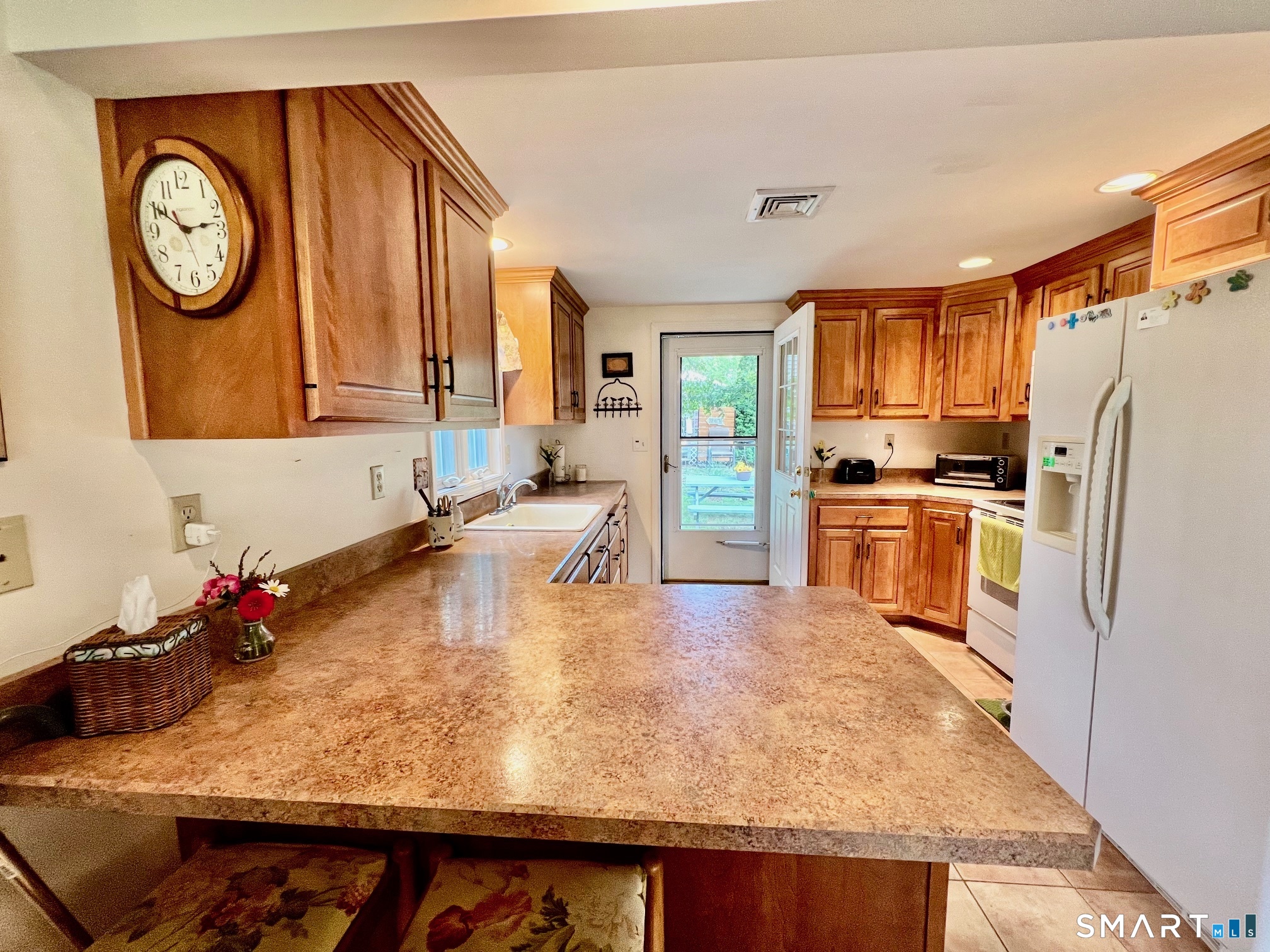 28 Kelsey Road Clinton, CT 06413 - Photo 7 of 18 Gallery Image 7
