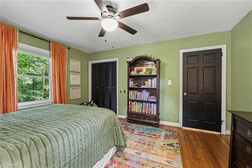 950 Croyden Street High Point, NC 27262 - Photo 21 of 47 2ND BEDROOM