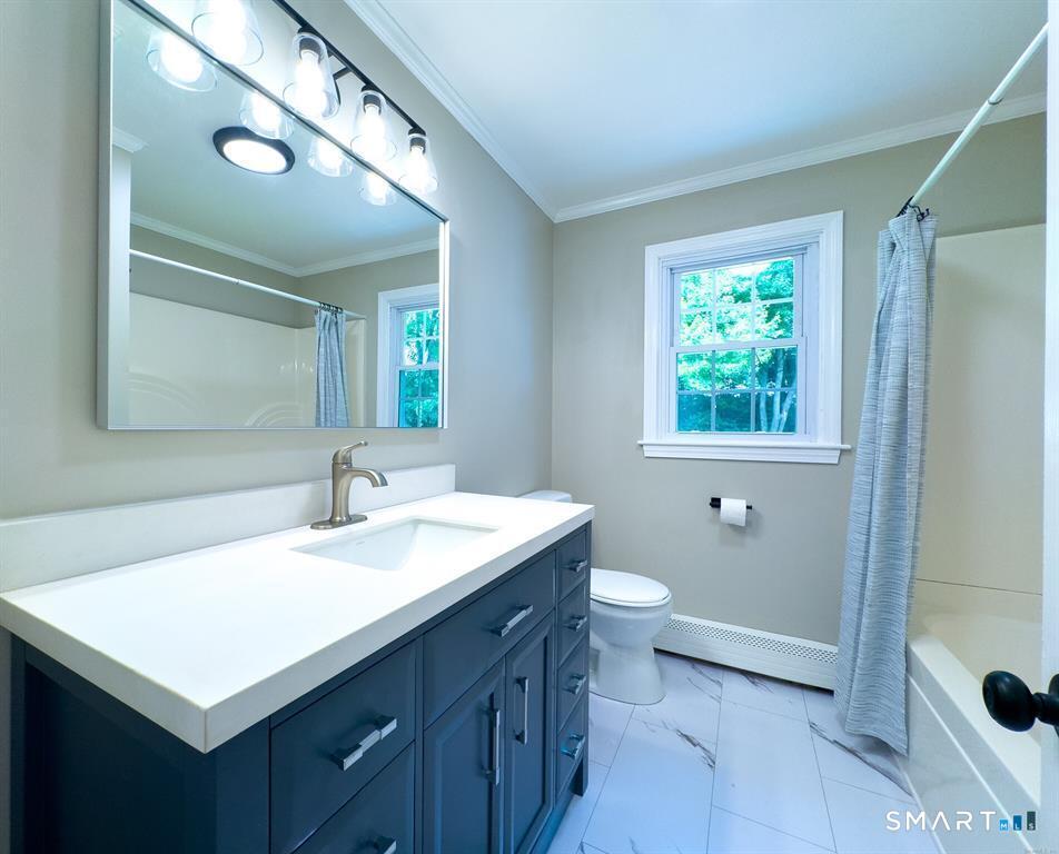 32 Kaynor Drive Waterbury, CT 06708 - Photo 10 of 23