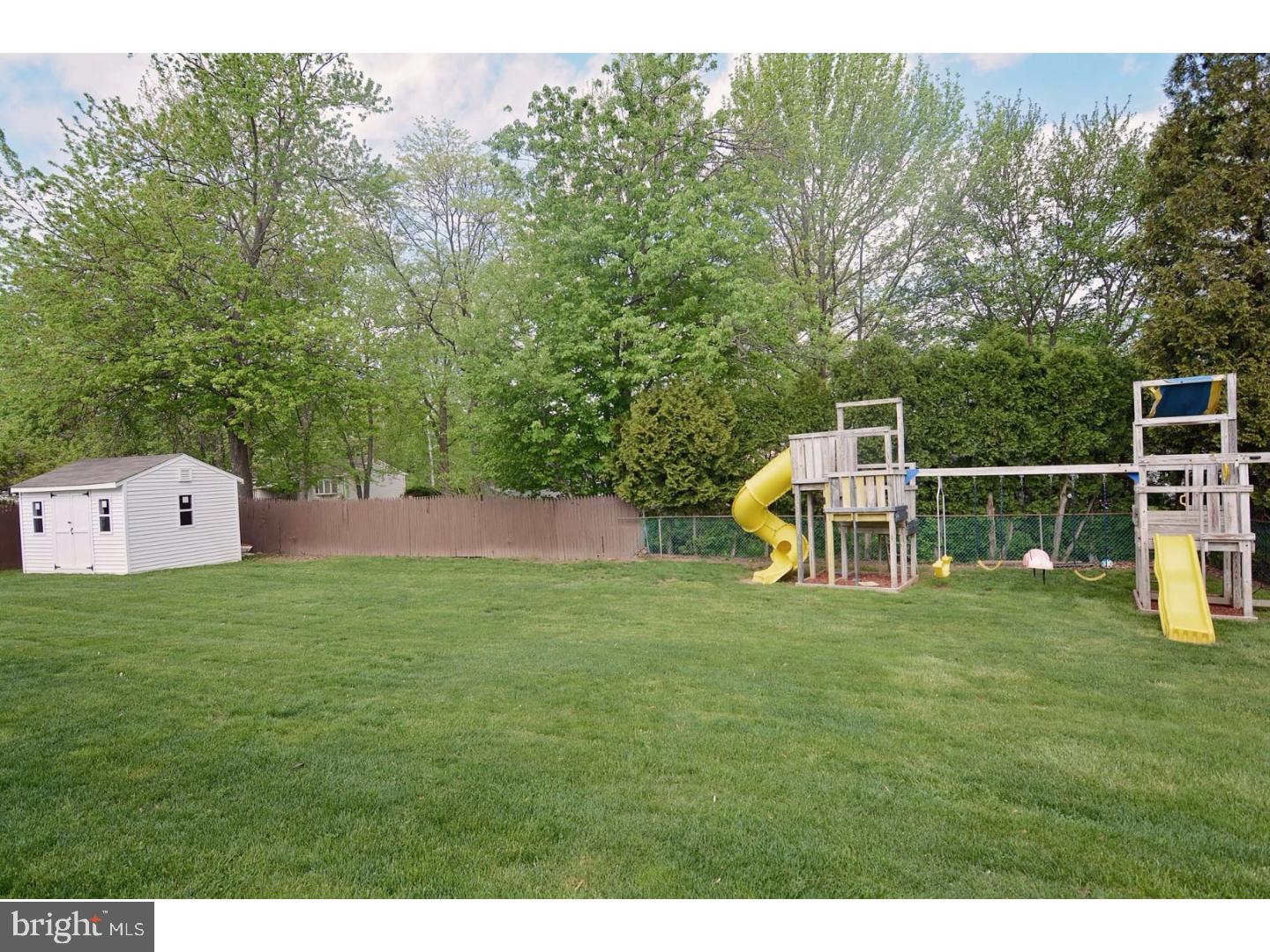 730 Roger Road Warminster, PA 18974 - Photo 21 of 22 Back Yard