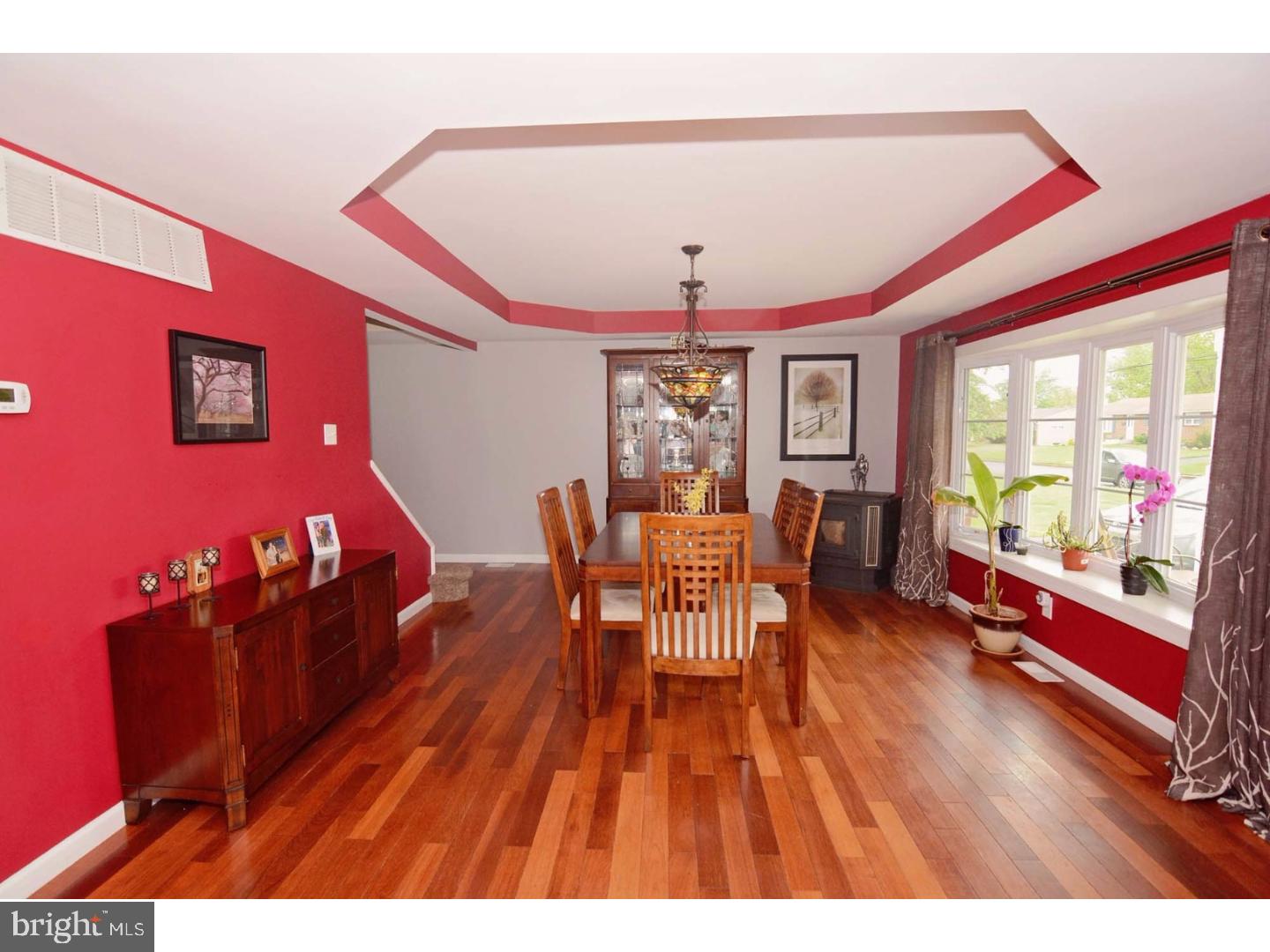 730 Roger Road Warminster, PA 18974 - Photo 3 of 22 Dining Room