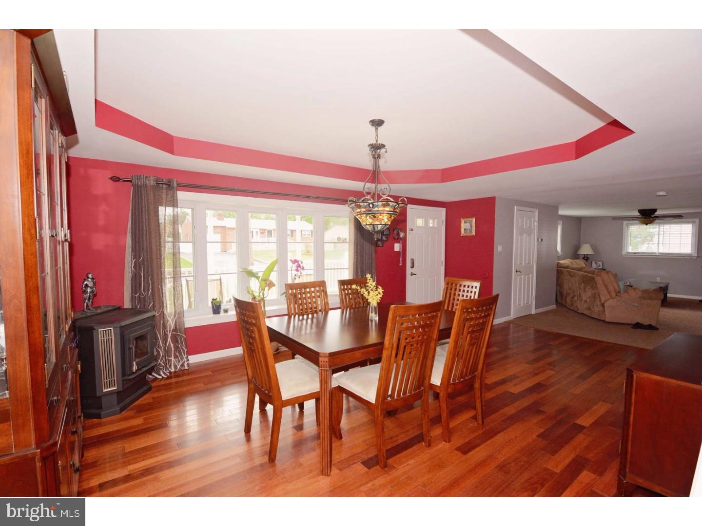 730 Roger Road Warminster, PA 18974 - Photo 4 of 22 Dining Room