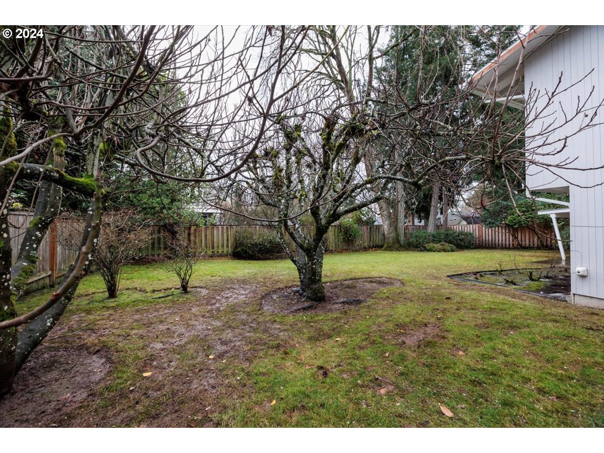 13400 Northwest Northrup Street Portland, OR 97229 - Photo 38 of 39 a view of outdoor space with deck and trees