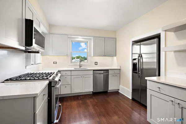 $4,200 | 106 Henry Street, Unit A, Greenwich, CT 06830