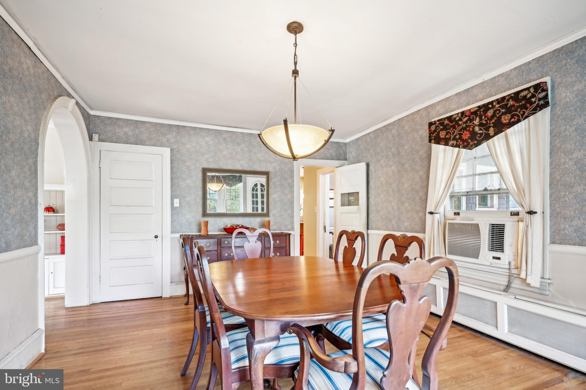 901 Thomas Avenue Riverton, NJ 08077 - Photo 17 of 72 Dining Room