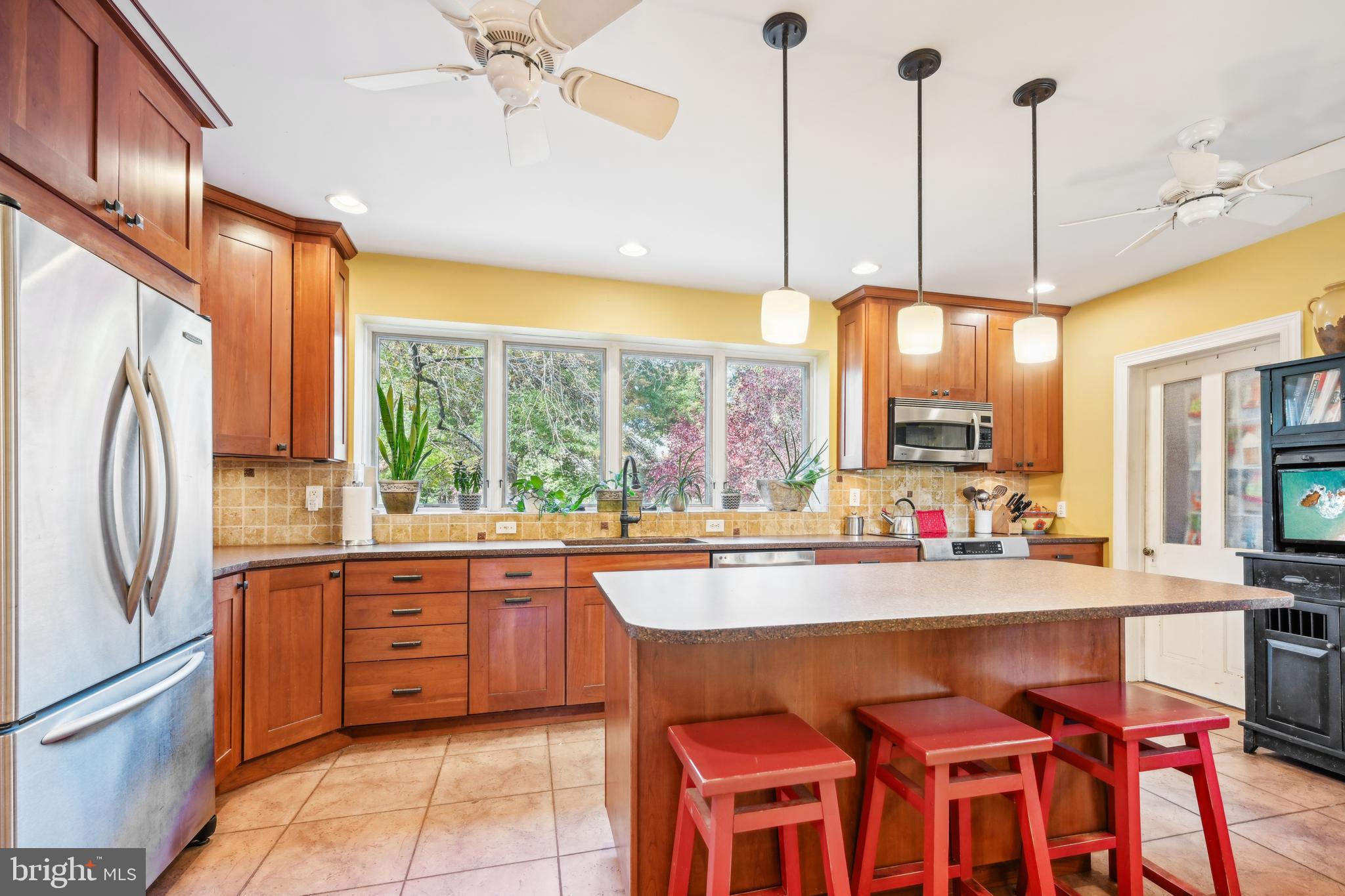 901 Thomas Avenue Riverton, NJ 08077 - Photo 19 of 72 Kitchen