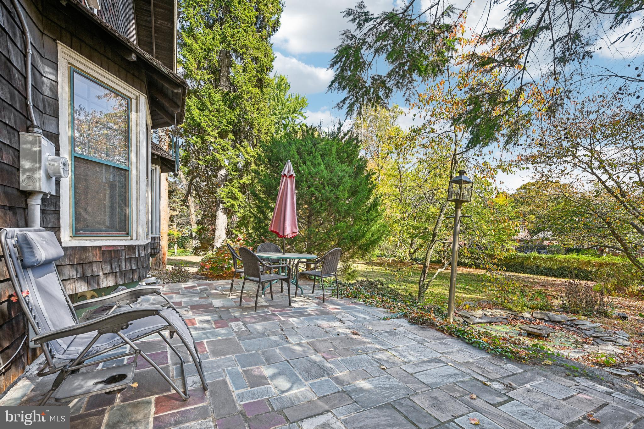 901 Thomas Avenue Riverton, NJ 08077 - Photo 59 of 72 Elevated patio off Great Room
