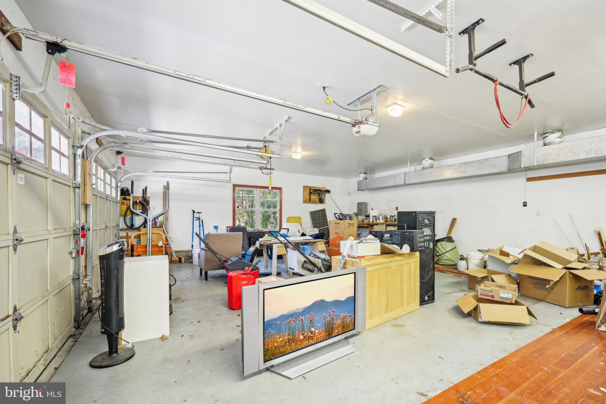 901 Thomas Avenue Riverton, NJ 08077 - Photo 70 of 72 Garage