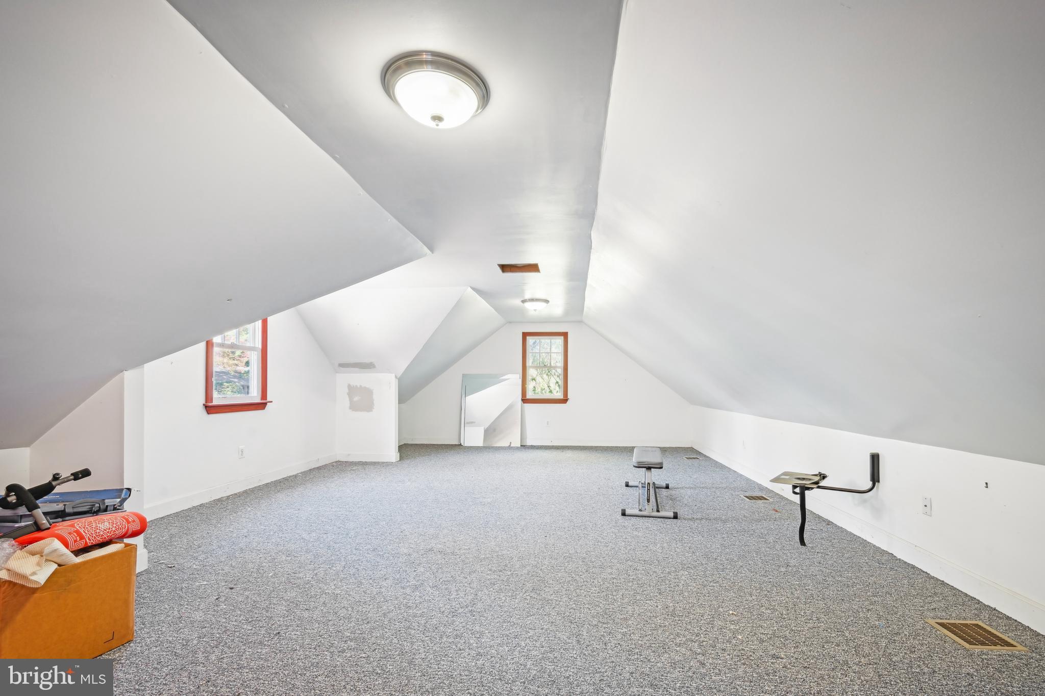 901 Thomas Avenue Riverton, NJ 08077 - Photo 72 of 72 Garage 2nd Floor