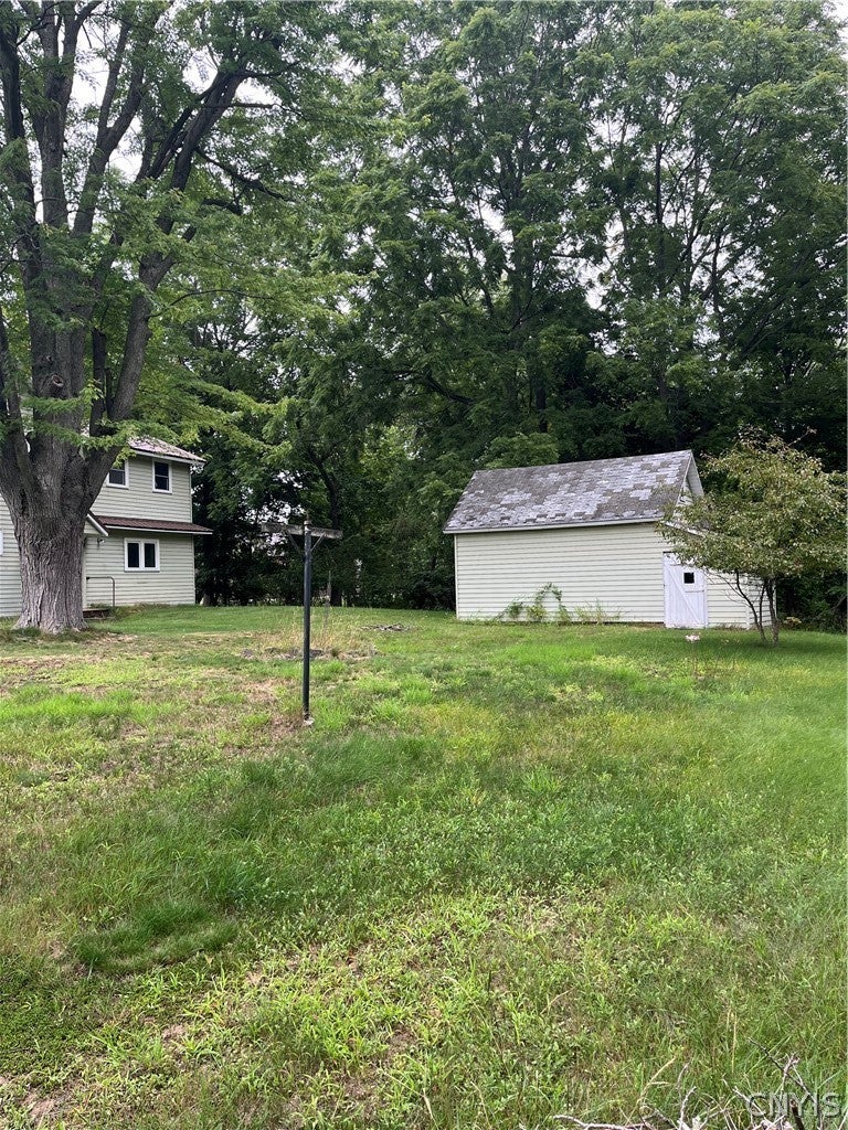 12776 Ridge Road Sackets Harbor, NY 13685 - Photo 9 of 28 Gallery Image 9