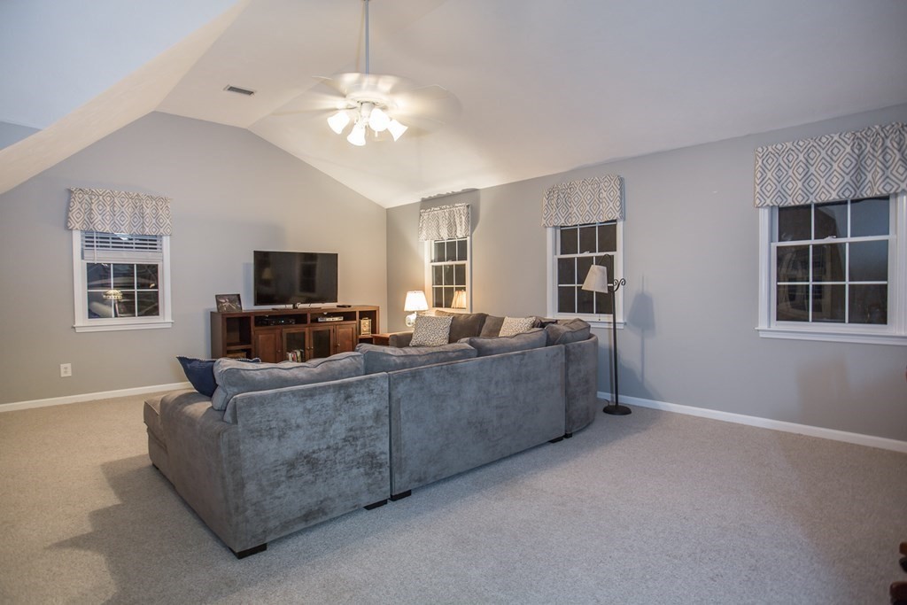 27 Wampanoag Road Raynham, MA 02767 - Photo 20 of 28 Gallery Image 20
