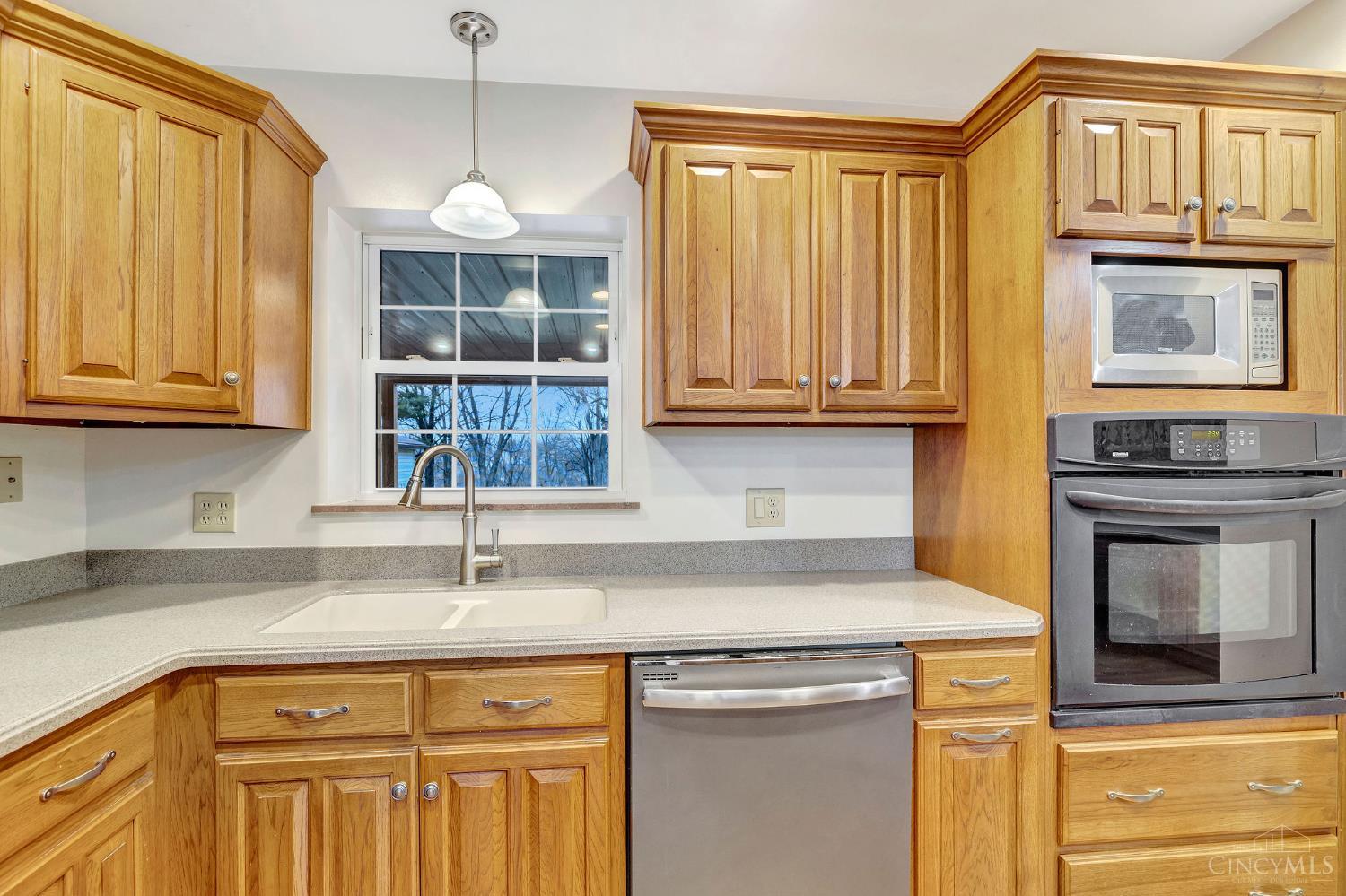3820 Riehle Road Cincinnati, OH 45247 - Photo 17 of 52 Gallery Image 17