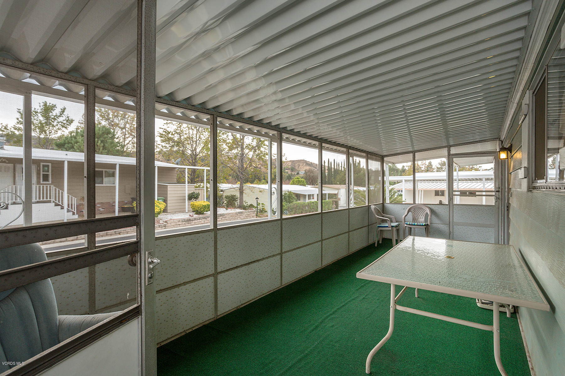 6480 Katherine Road, Unit 3 Simi Valley, CA 93063 - Photo 6 of 28 a room with window