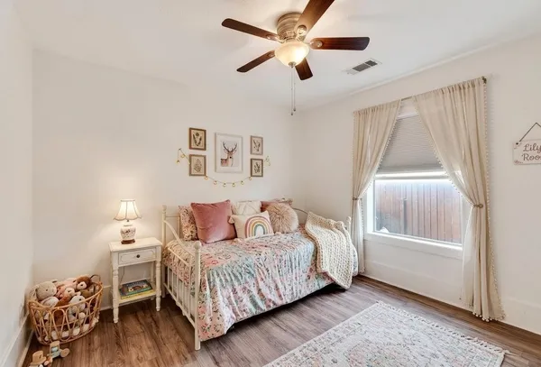 $2,350 | 4520 Sharon Street, Houston, TX 77020