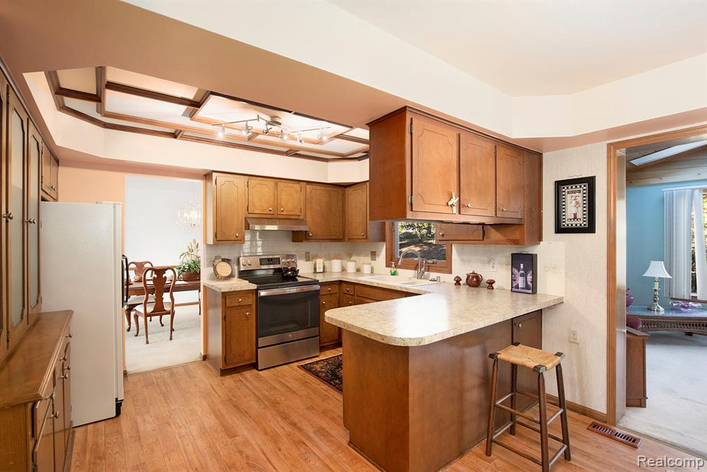 2452 Lassiter Drive Rochester Hills, MI 48309 - Photo 9 of 39