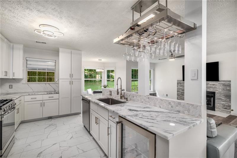 4400 Celebration Drive Southwest Atlanta, GA 30331 - Photo 15 of 41