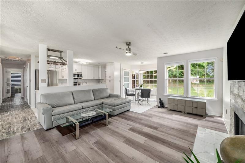 4400 Celebration Drive Southwest Atlanta, GA 30331 - Photo 7 of 41