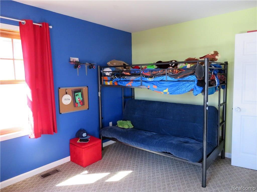 2663 Fisk Road Howell, MI 48843 - Photo 17 of 31 bedroom.2