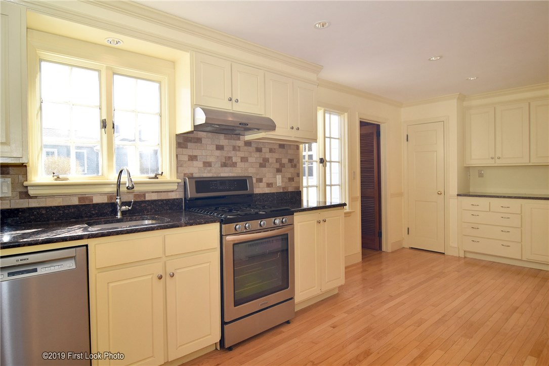 200 Ferry Road Bristol, RI 02809 - Photo 12 of 40 Gallery Image 12