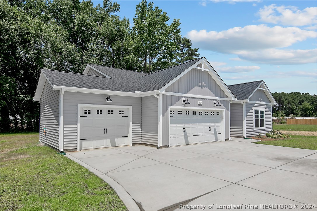 6837 Running Fox Road Hope Mills, NC 28348 - Photo 3 of 49 Gallery Image 3