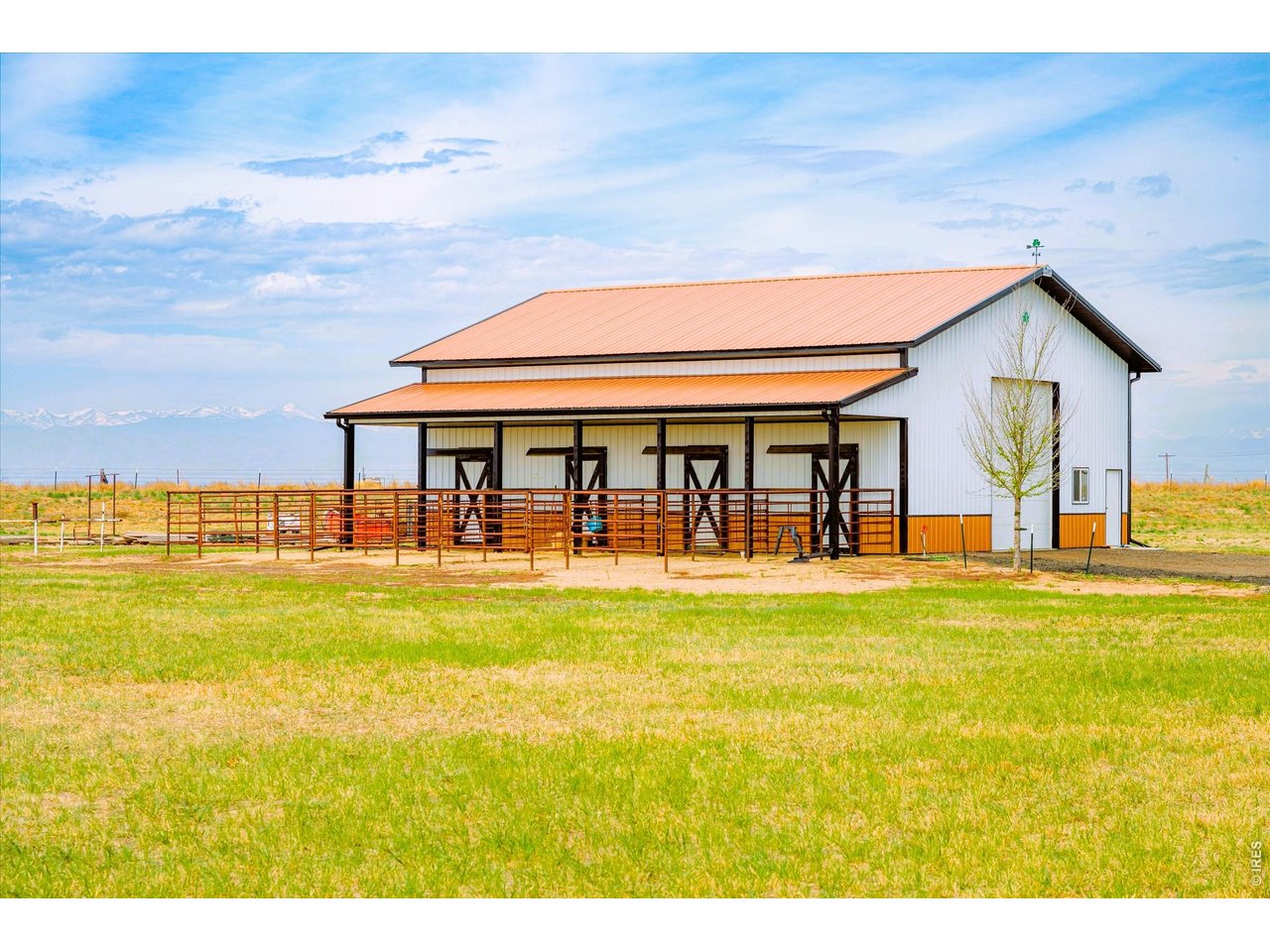 8626 County Road 22 Fort Lupton, CO 80621 - Photo 2 of 50 a view of a house with a ocean view