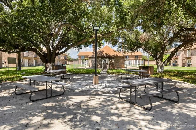 $120,000 | 2201 South Jackson Road, Unit 9J, Pharr, TX 78577