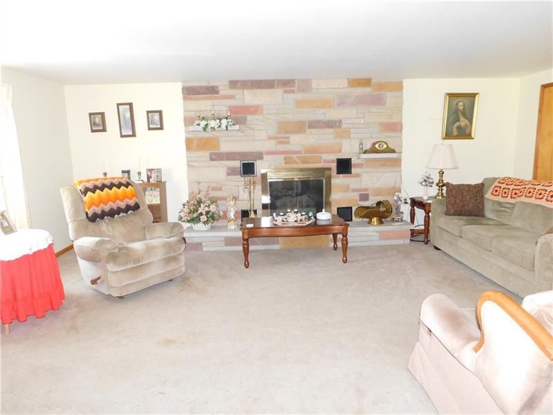 454 Beaver Street Rochester, PA 15074 - Photo 4 of 17